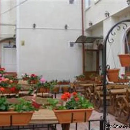 Apollonia Hotel