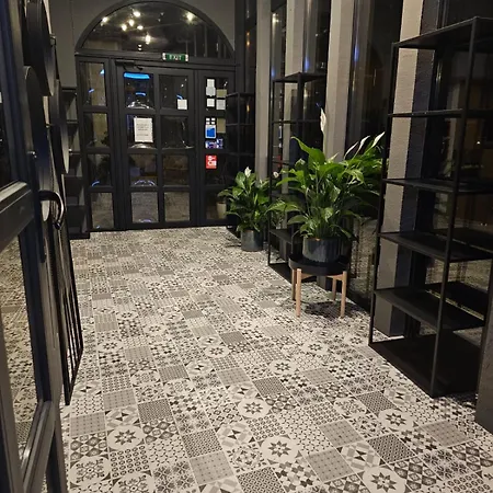 Apollonia Hotel
