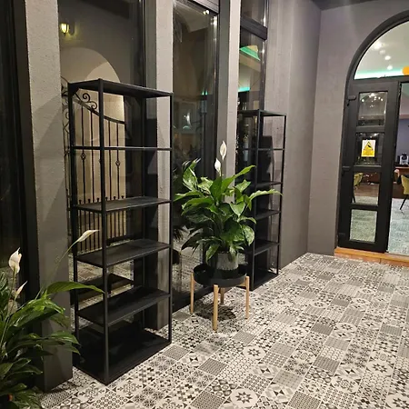 Hotel Apollonia 3*