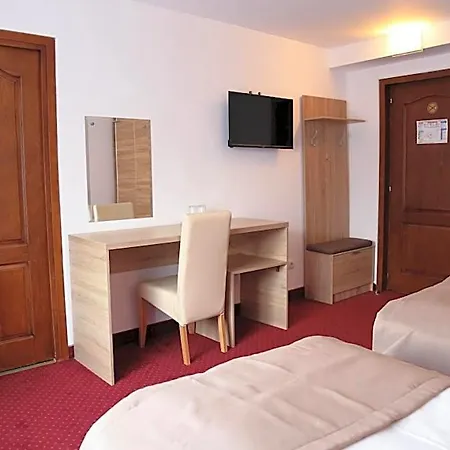 Apollonia Hotel 3*