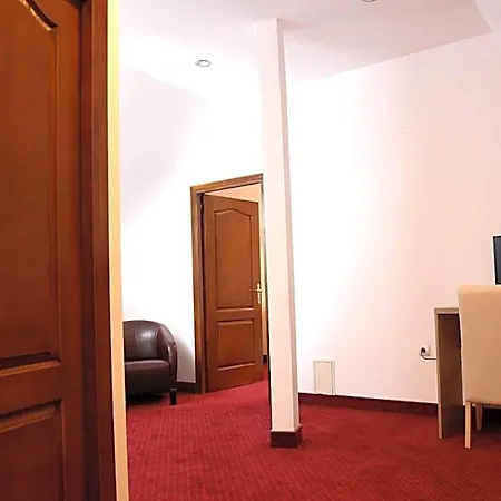 Apollonia Hotel