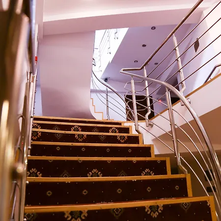 Apollonia 3* Brasov