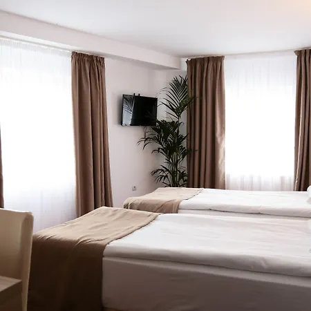 Apollonia 3* Brasov