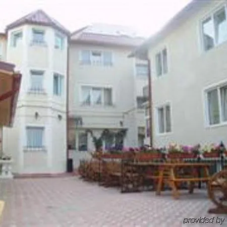 Apollonia Hotel 3*